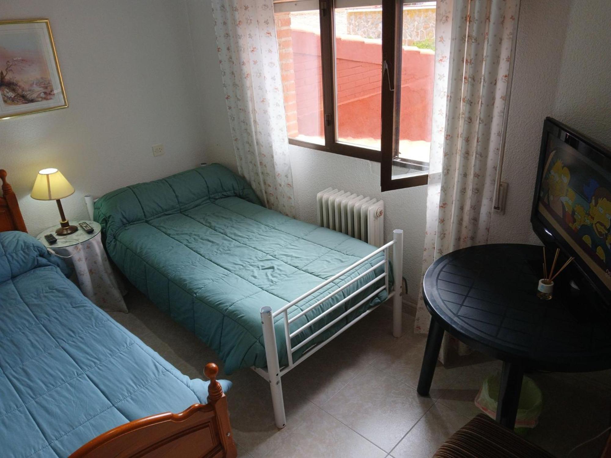 Room In Holiday House - Habitacion Privada Doble Toledo Лас-Ньевес Экстерьер фото